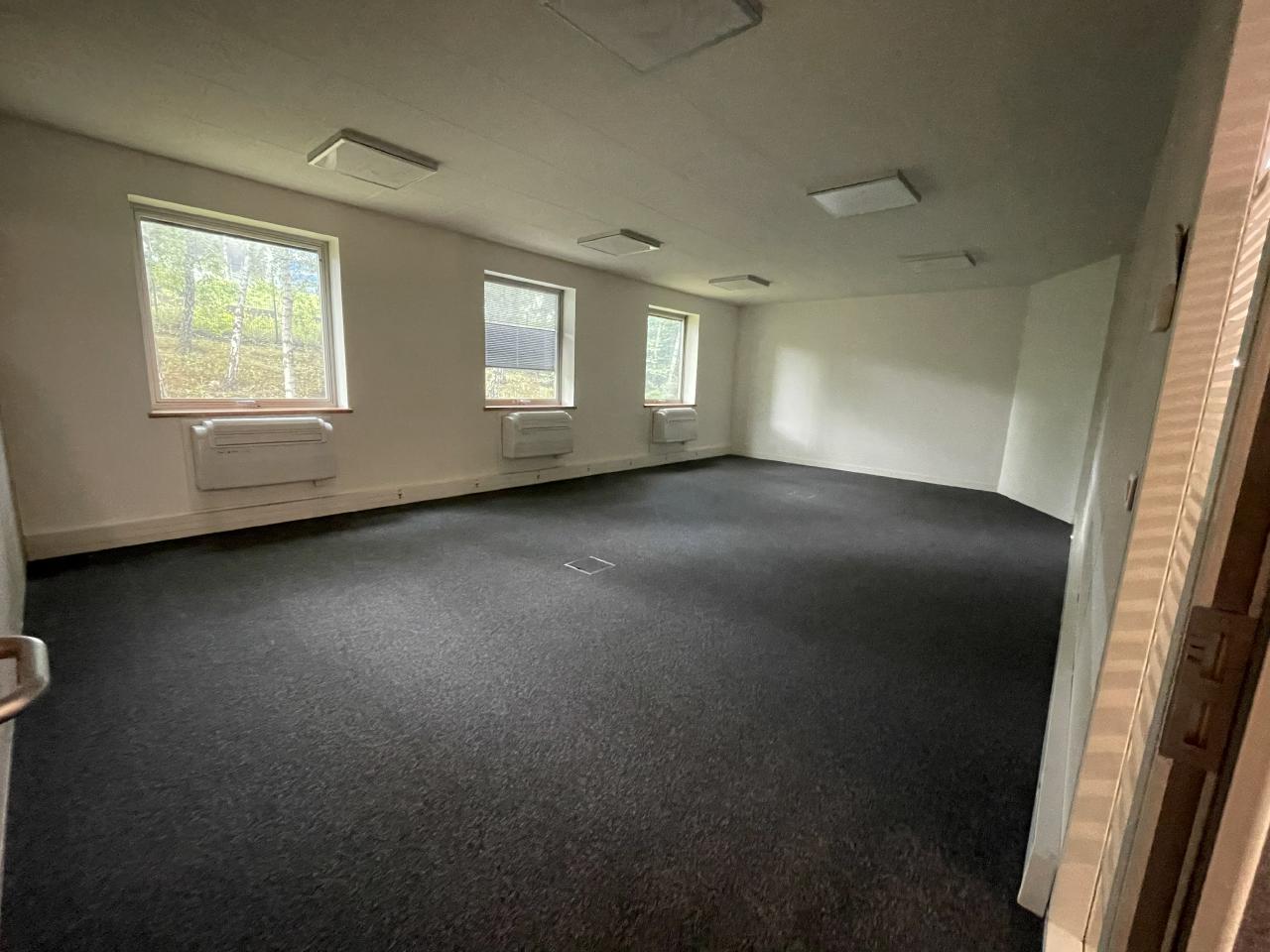Bureau La Plaine Saint-Denis 1746m² Location bureau La Plaine Saint-Denis Seine-Saint-Denis OLBUR2312422 6